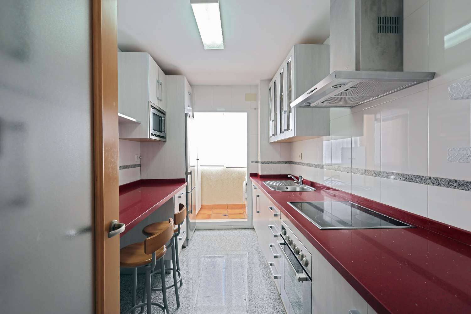 3 Zimmer Strandapartment zu verkaufen in Nerja mit Garage - 489.000 € (Ref: 9385081)