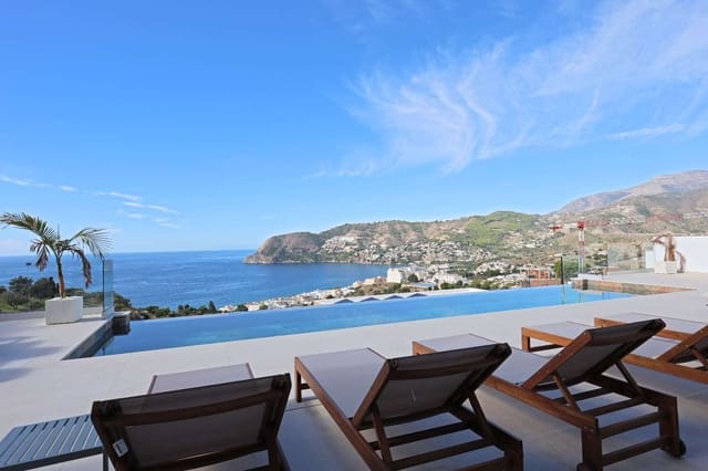 4 sypialnia Willa na sprzedaż w La Herradura, Almuñécar z basenem garażem - 2 100 000 € (Ref: 9385082)