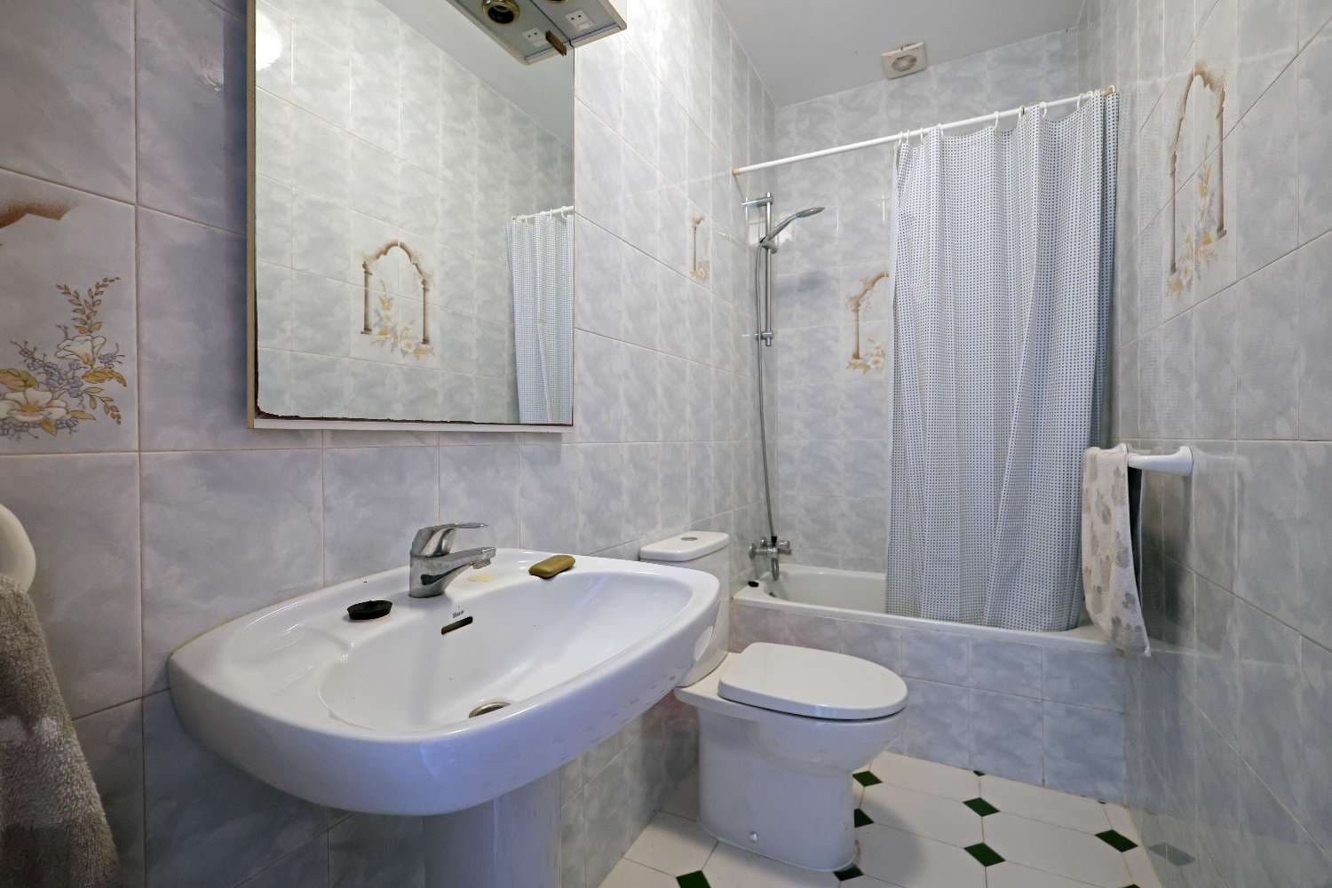 2 sypialnia Dom szeregowy na sprzedaż w Nerja z basenem - 289 000 € (Ref: 9390086)