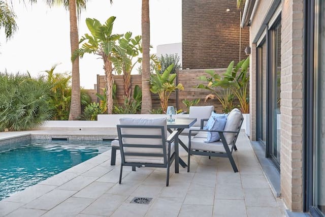 5 soveværelse Villa til salg i El Peñoncillo, Torrox med swimmingpool garage - € 995.000 (Ref: 9406189)