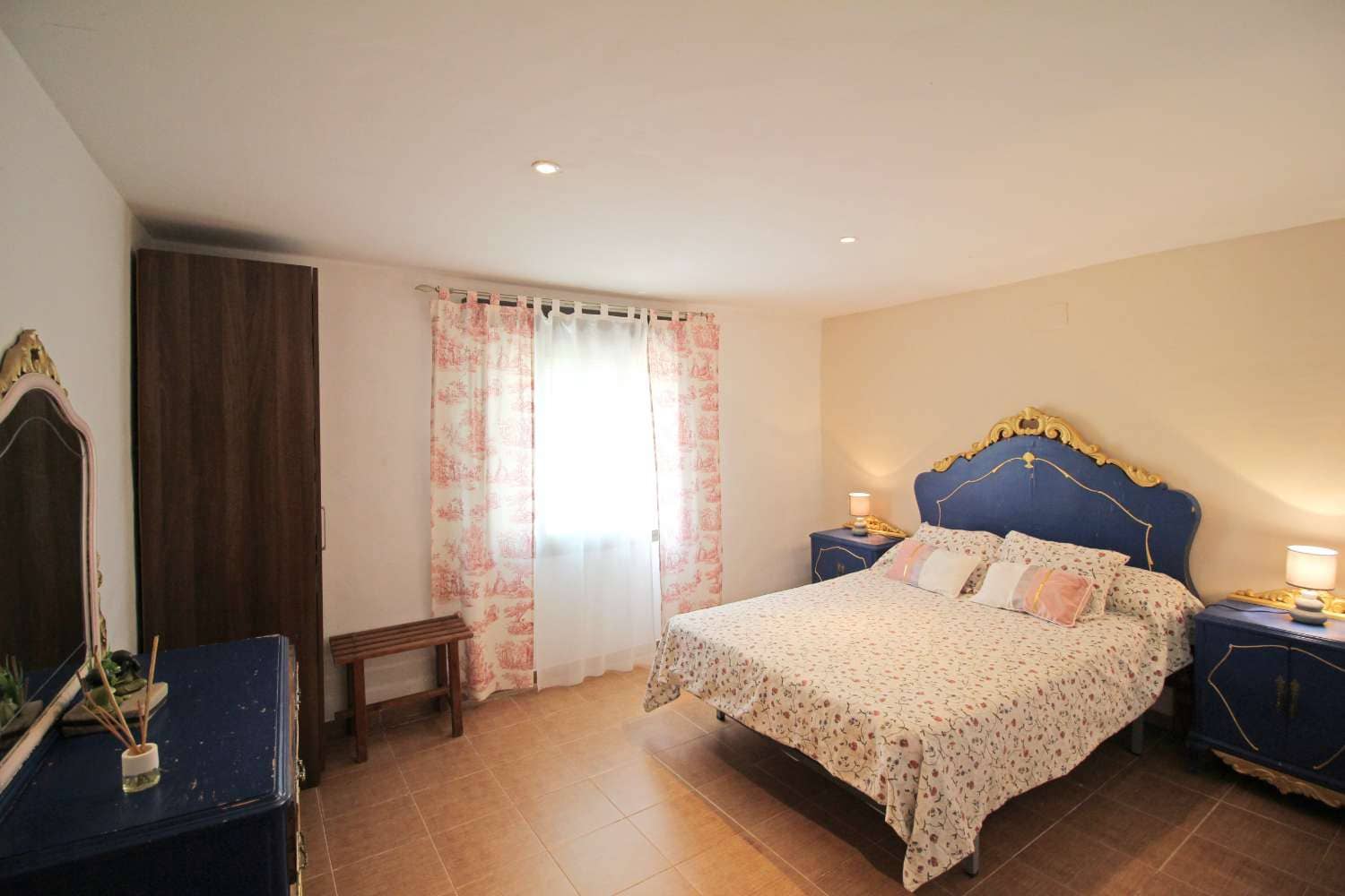 3 soveværelse Finca/Landehus til salg i Andujar med swimmingpool - € 329.000 (Ref: 9526056)