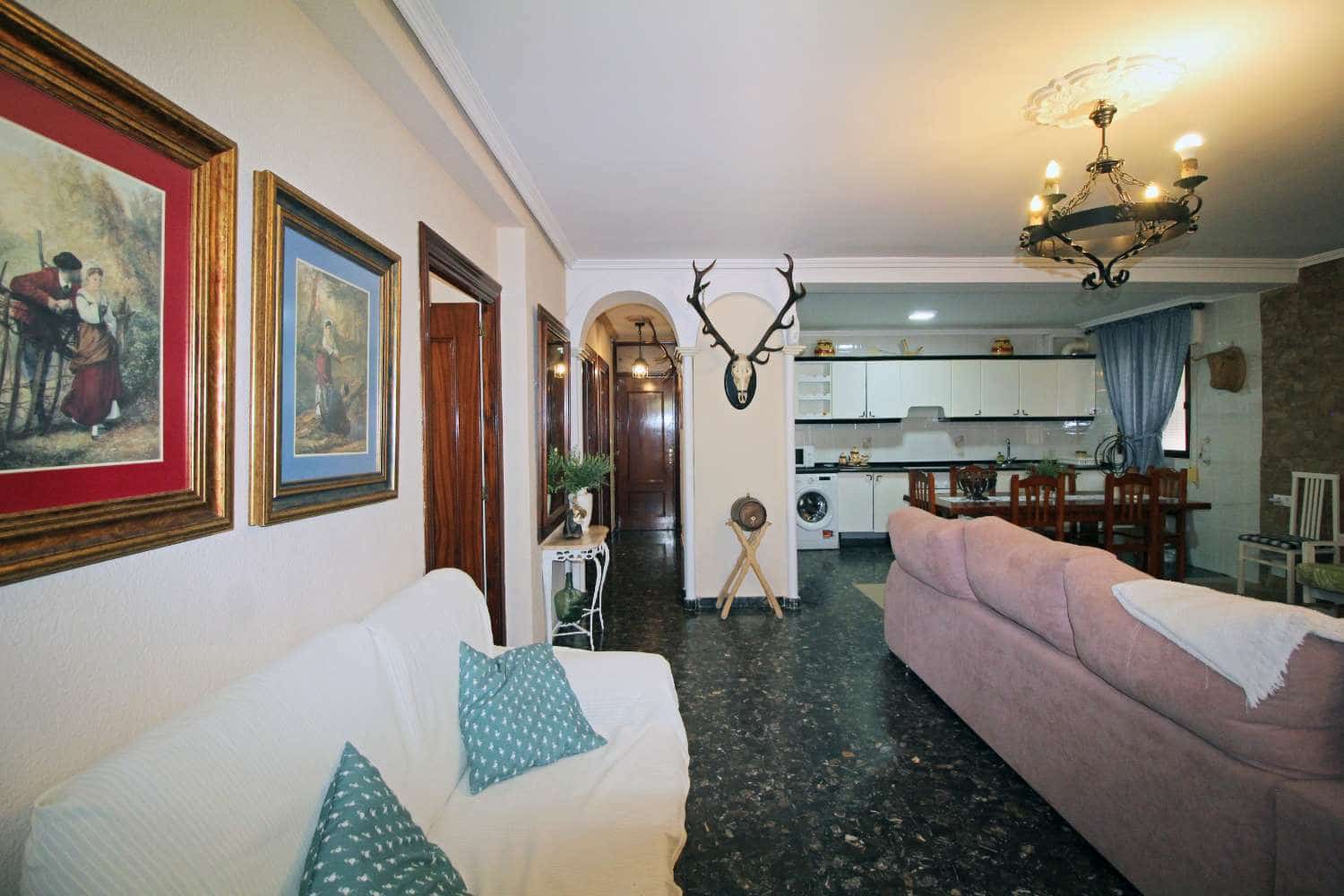 3 soveværelse Finca/Landehus til salg i Andujar med swimmingpool - € 329.000 (Ref: 9526056)