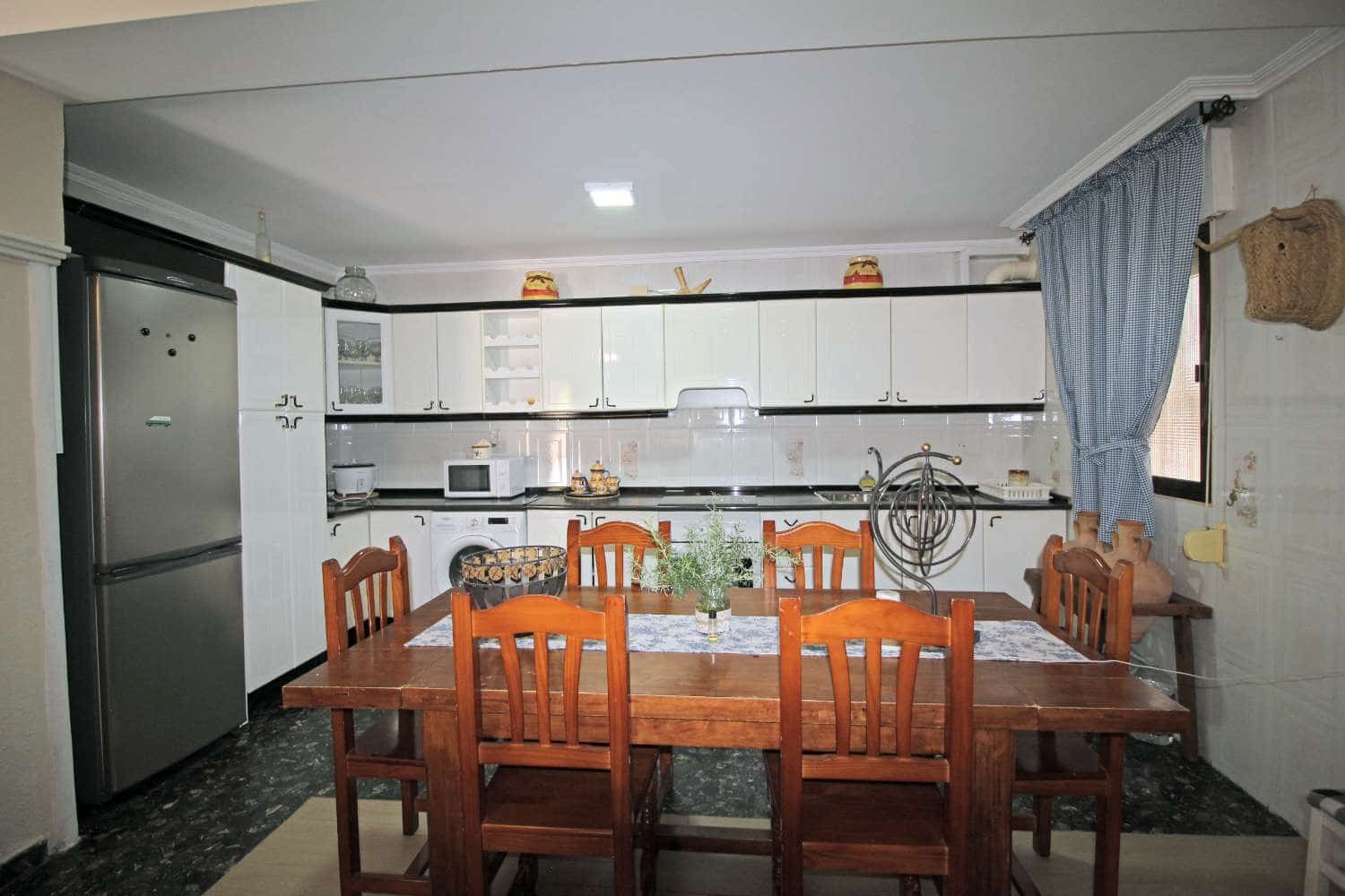 3 soveværelse Finca/Landehus til salg i Andujar med swimmingpool - € 329.000 (Ref: 9526056)