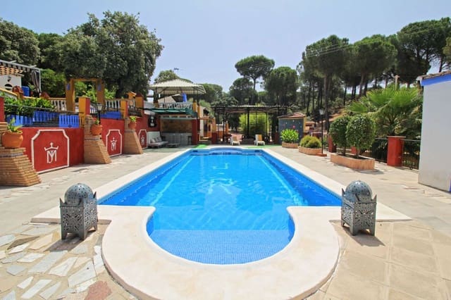 3 soveværelse Finca/Landehus til salg i Andújar med swimmingpool - € 329.000 (Ref: 9526056)