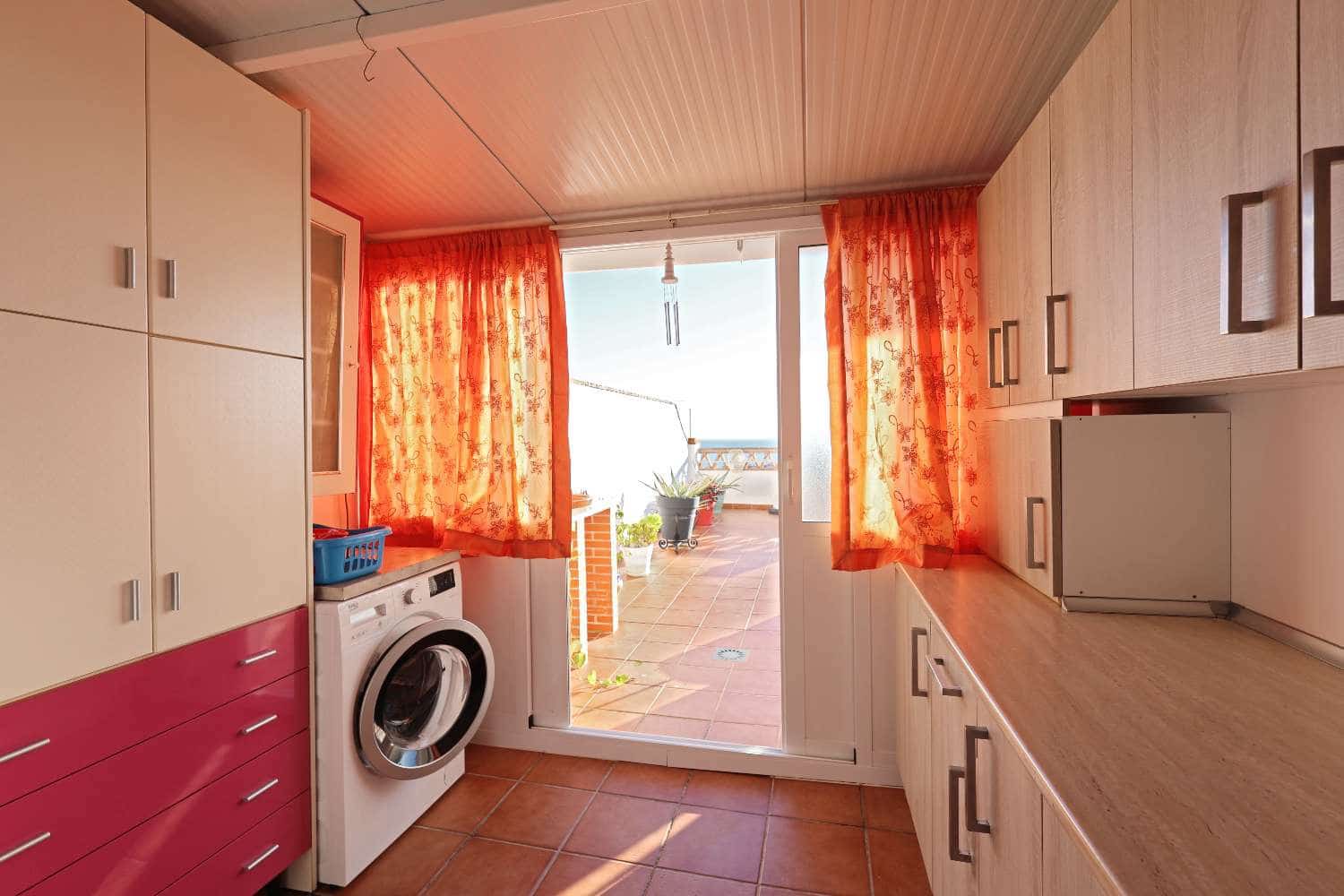 3 Zimmer Villa zu verkaufen in Torrox Park mit Pool Garage - 519.000 € (Ref: 9620751)