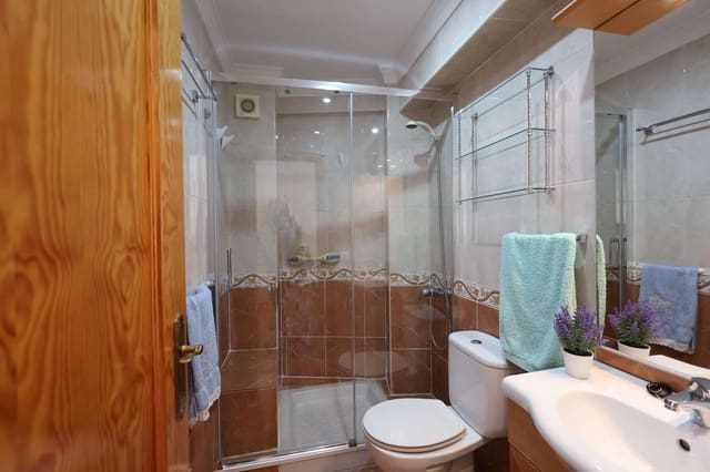 Apartamento Playa de 2 habitaciones en Centro, Nerja en venta - 239.000 € (Ref: 9636300)