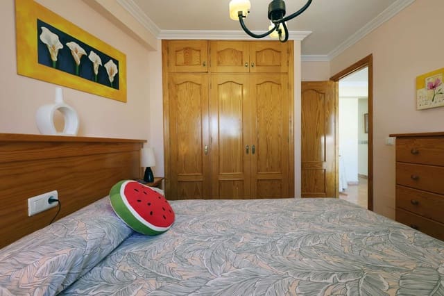 Apartamento Playa de 2 habitaciones en Centro, Nerja en venta - 239.000 € (Ref: 9636300)