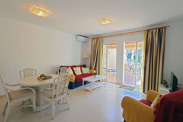 Pareado de 3 habitaciones en Burriana, Nerja en venta con piscina garaje - 475.000 € (Ref: 9636301)