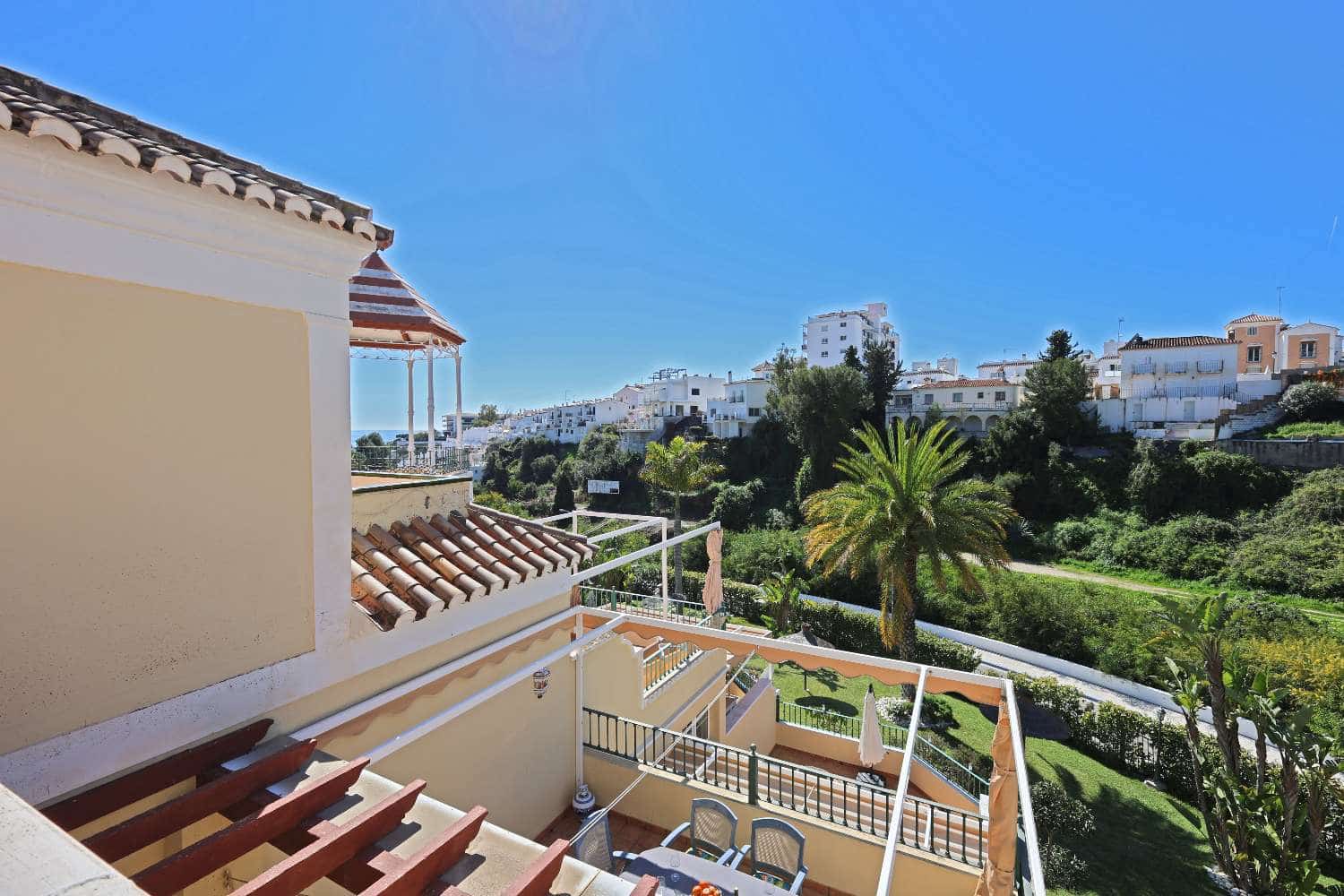3 bedroom Semi-detached Villa for sale in Nerja with pool garage - € 475,000 (Ref: 9636301)