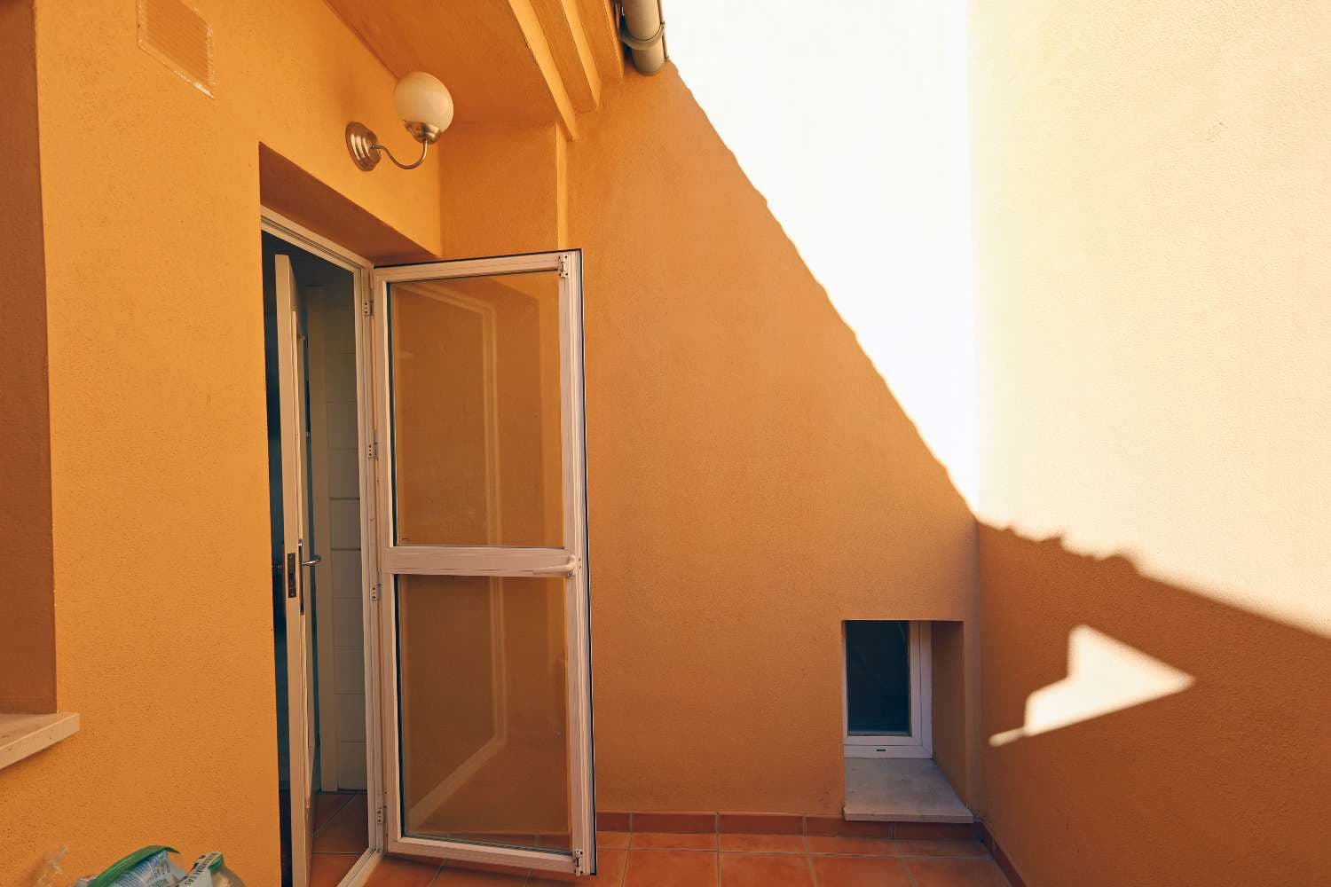 Adosado de 4 habitaciones en El Peñoncillo en venta con piscina garaje - 349.000 € (Ref: 9639939)