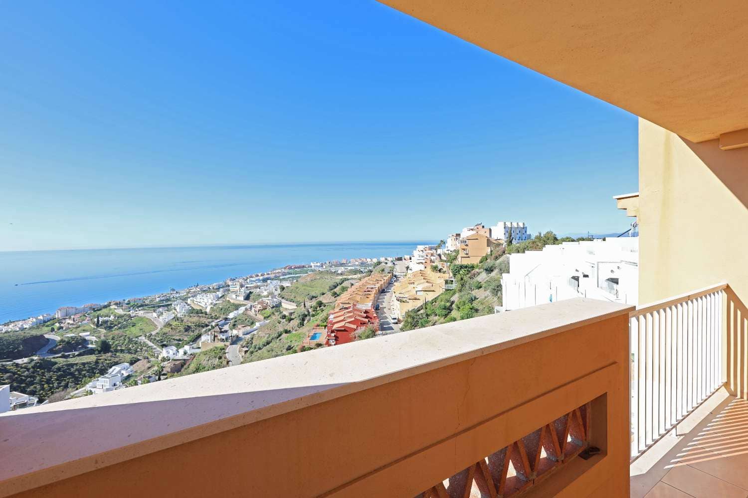 Adosado de 4 habitaciones en El Peñoncillo en venta con piscina garaje - 349.000 € (Ref: 9639939)