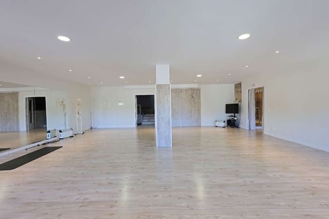 Commerciale in vendita in Torrox Pueblo, Torrox - 149.000 € (Rif: 9643704)