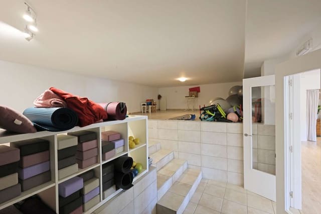 Commerciale in vendita in Torrox Pueblo, Torrox - 149.000 € (Rif: 9643704)