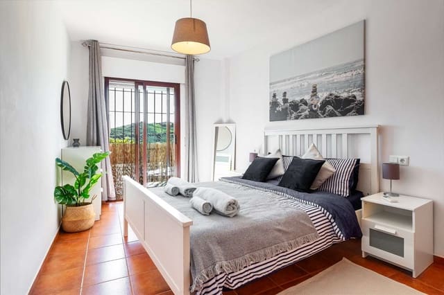 2 soveværelse Lejlighed til salg i Frigiliana med swimmingpool - € 320.000 (Ref: 9751566)