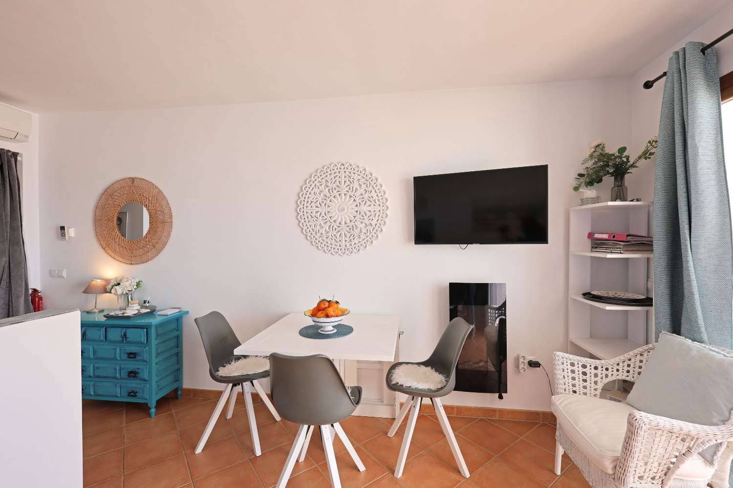 Adosado de 2 habitaciones en Nerja en venta con piscina - 410.000 € (Ref: 9761650)