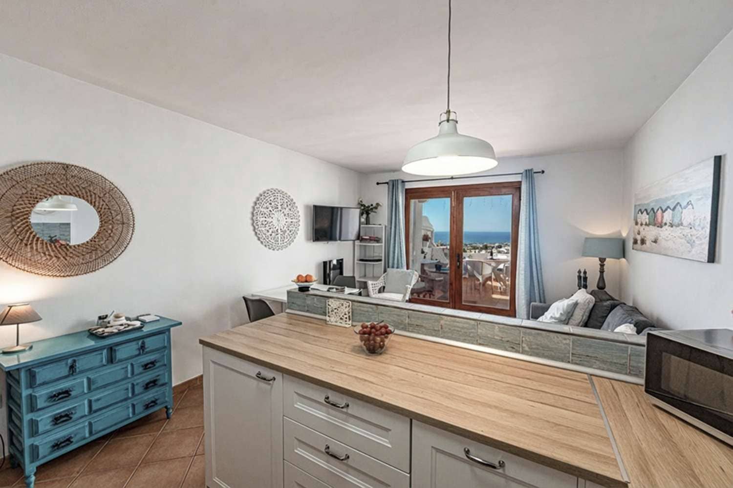 Adosado de 2 habitaciones en Nerja en venta con piscina - 410.000 € (Ref: 9761650)