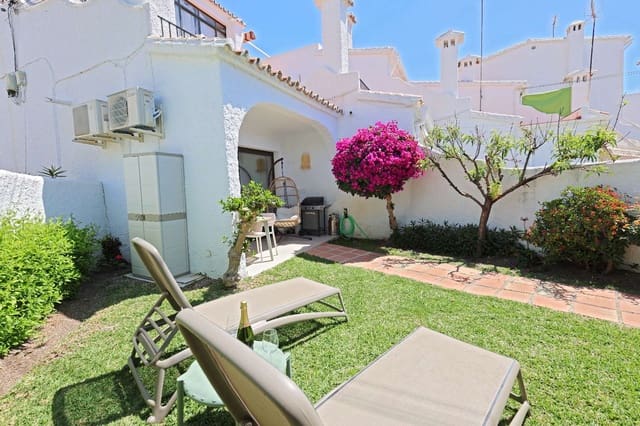 1 sypialnia Apartament przy plaży na sprzedaż w Capistrano, Nerja z basenem - 285 000 € (Ref: 9830557)