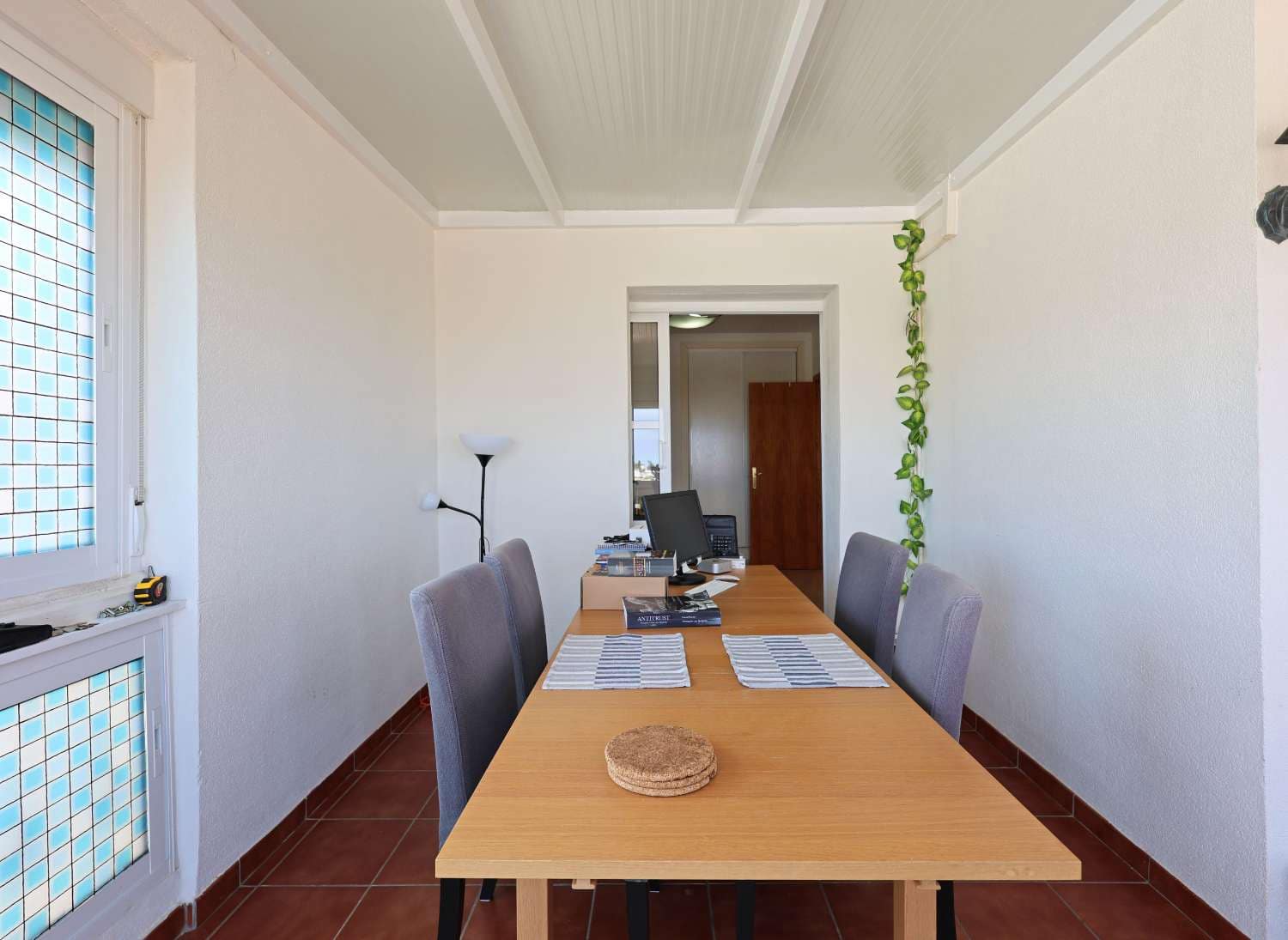 2 soveværelse Strandlejlighed til salg i Torrox Park med swimmingpool - € 235.000 (Ref: 9833186)