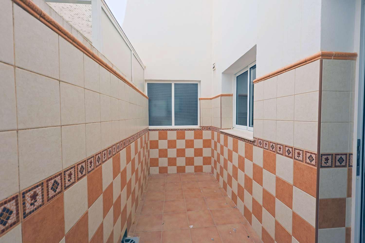 3 soverom Strandleiligheter til salgs i Torrox-Costa med svømmebasseng - € 279 000 (Ref: 9833187)
