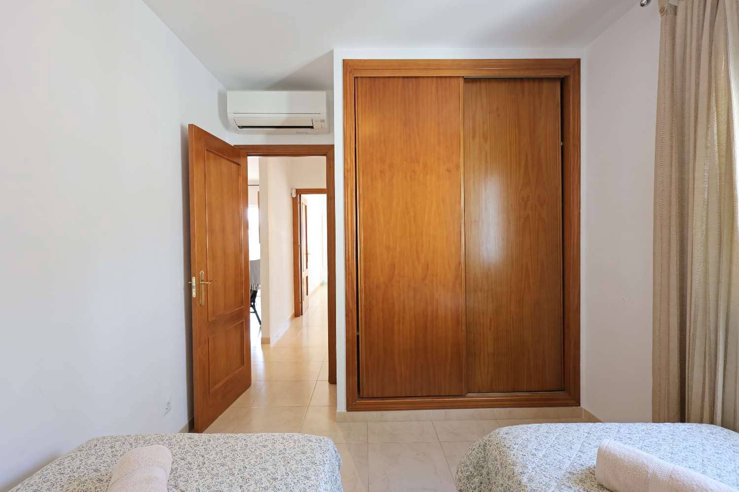 2 bedroom Beach Apartment for sale in Nerja with pool - € 349,000 (Ref: 9833188)