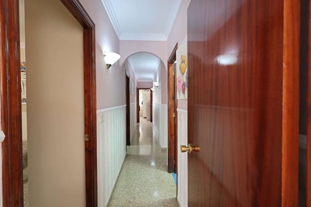 3 Zimmer Wohnung zu verkaufen in Centro, Nerja mit Garage - 349.000 € (Ref: 9835095)