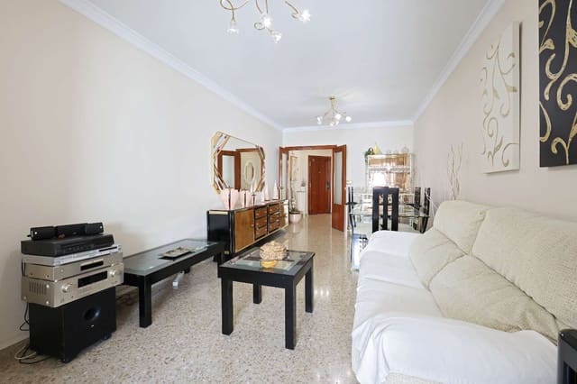 3 Zimmer Wohnung zu verkaufen in Centro, Nerja mit Garage - 349.000 € (Ref: 9835095)