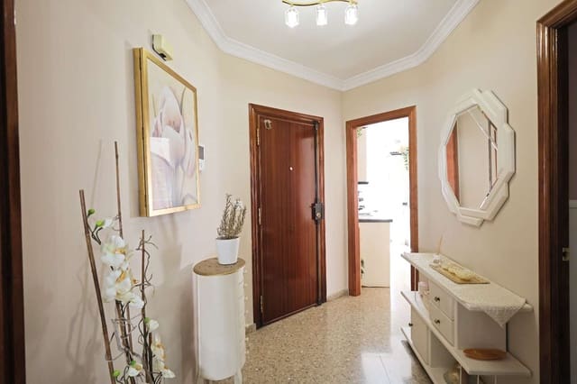 3 Zimmer Wohnung zu verkaufen in Centro, Nerja mit Garage - 349.000 € (Ref: 9835095)
