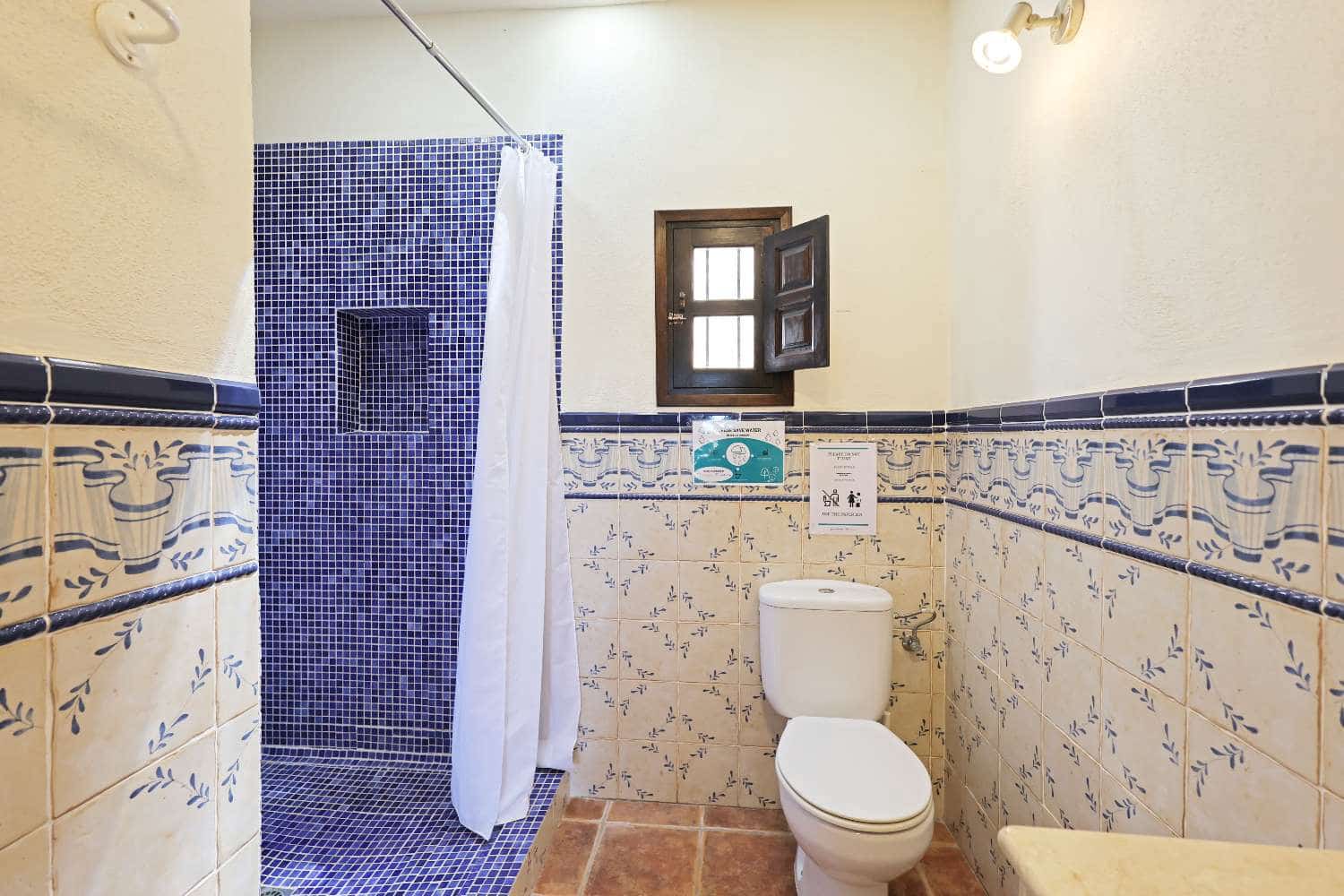 2 makuuhuone Maalaistalo myytävänä paikassa Frigiliana mukana uima-altaan - 369 000 € (Ref: 9859033)