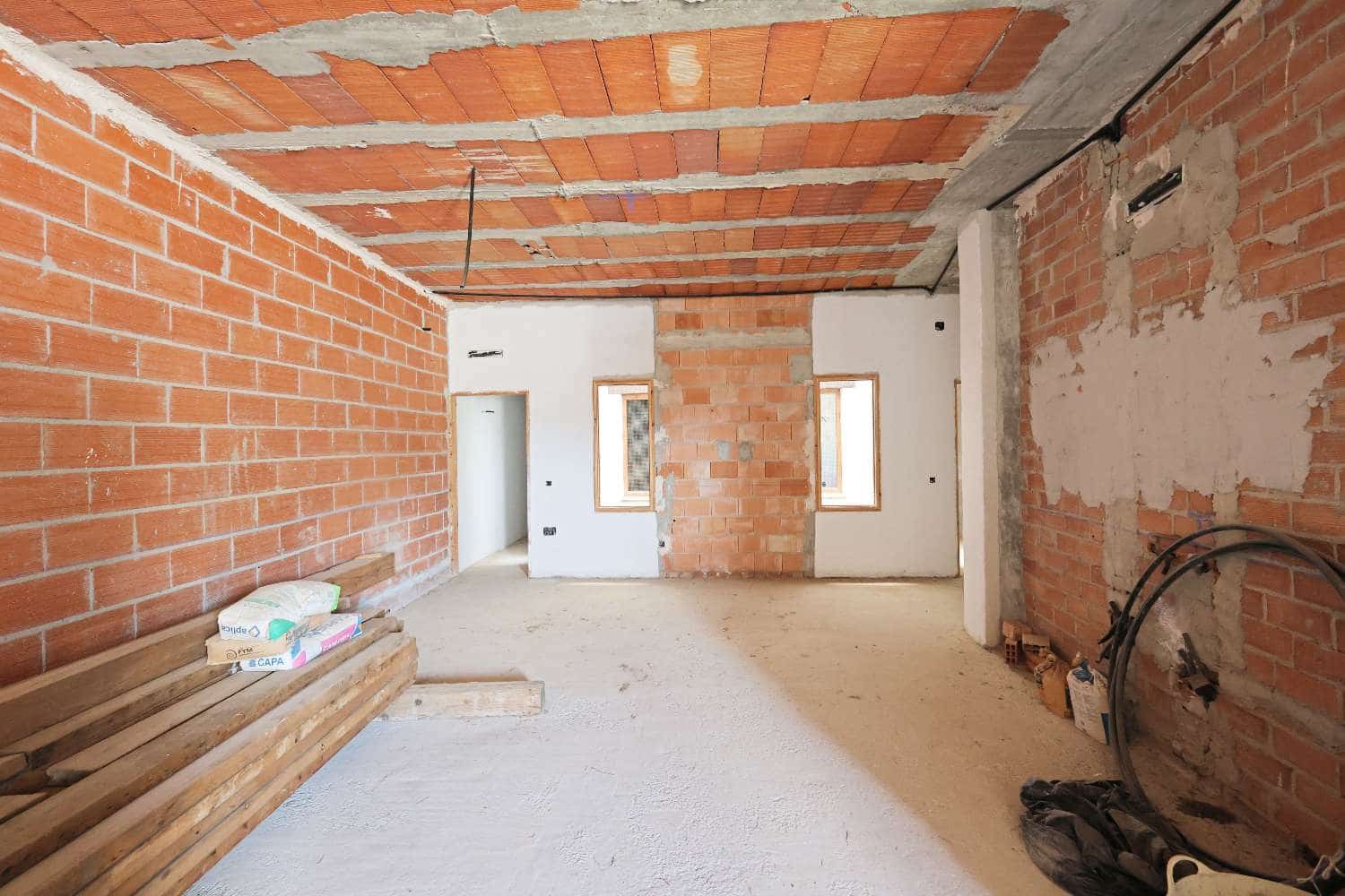 9 bedroom Finca/Country House for sale in Competa with pool - € 295,000 (Ref: 9863980)