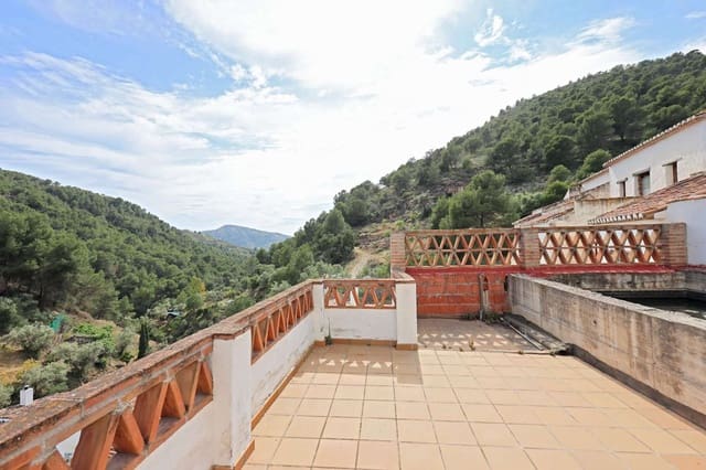 9 soverom Finca/Herregård til salgs i Cómpeta med svømmebasseng - € 295 000 (Ref: 9863980)