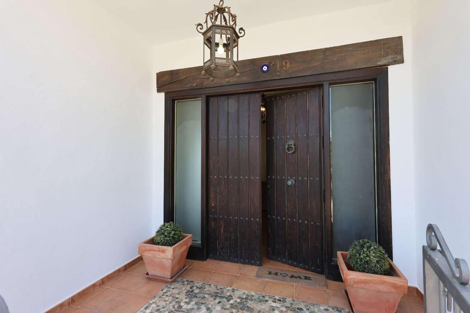 3 Zimmer Villa zu verkaufen in Torrox-Costa mit Pool Garage - 675.000 € (Ref: 9898652)