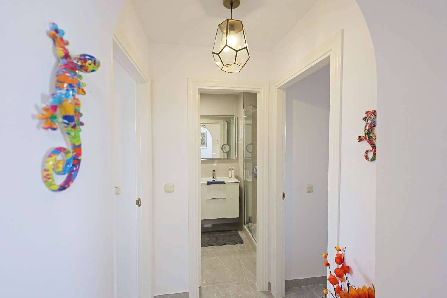 2 soverom Rekkehus til salgs i Torrox Park med svømmebasseng garasje - € 329 000 (Ref: 9939302)