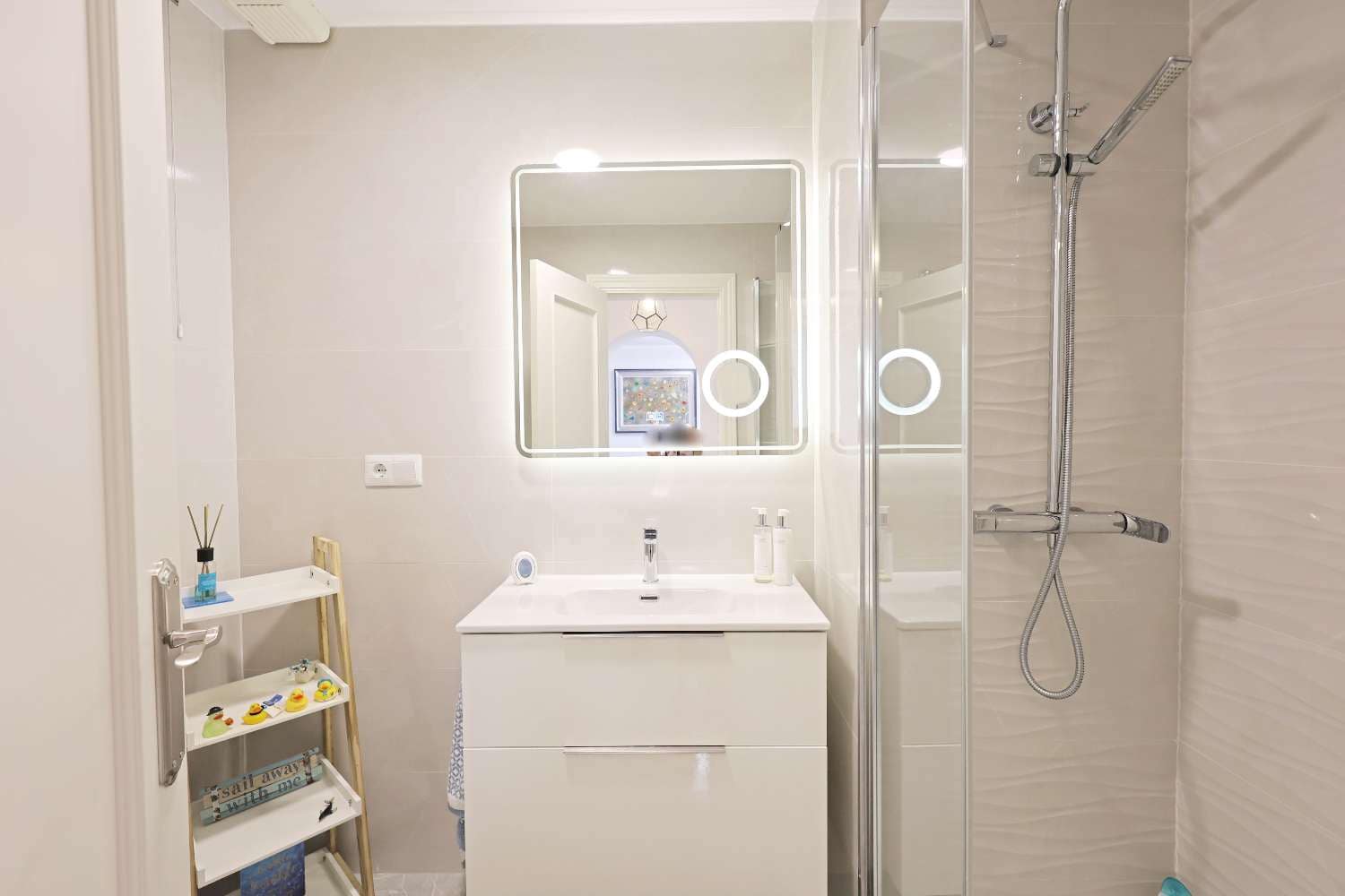 2 soverom Rekkehus til salgs i Torrox Park med svømmebasseng garasje - € 329 000 (Ref: 9939302)