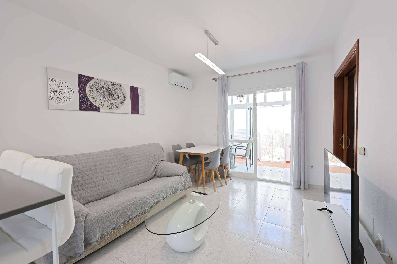 2 soveværelse Strandlejlighed til salg i Torrox Park med swimmingpool - € 229.000 (Ref: 9953647)