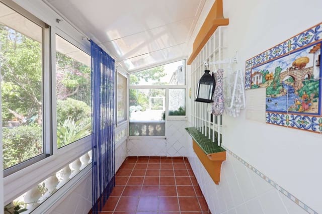 2 soveværelse Strandlejlighed til salg i Torrox Park, Torrox med swimmingpool - € 229.000 (Ref: 9953647)