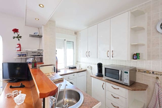 2 slaapkamer Appartement te koop in Centro, Nerja - € 299.000 (Ref: 9959053)