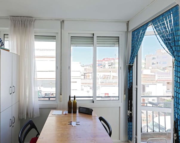 2 slaapkamer Appartement te koop in Centro, Nerja - € 299.000 (Ref: 9959053)