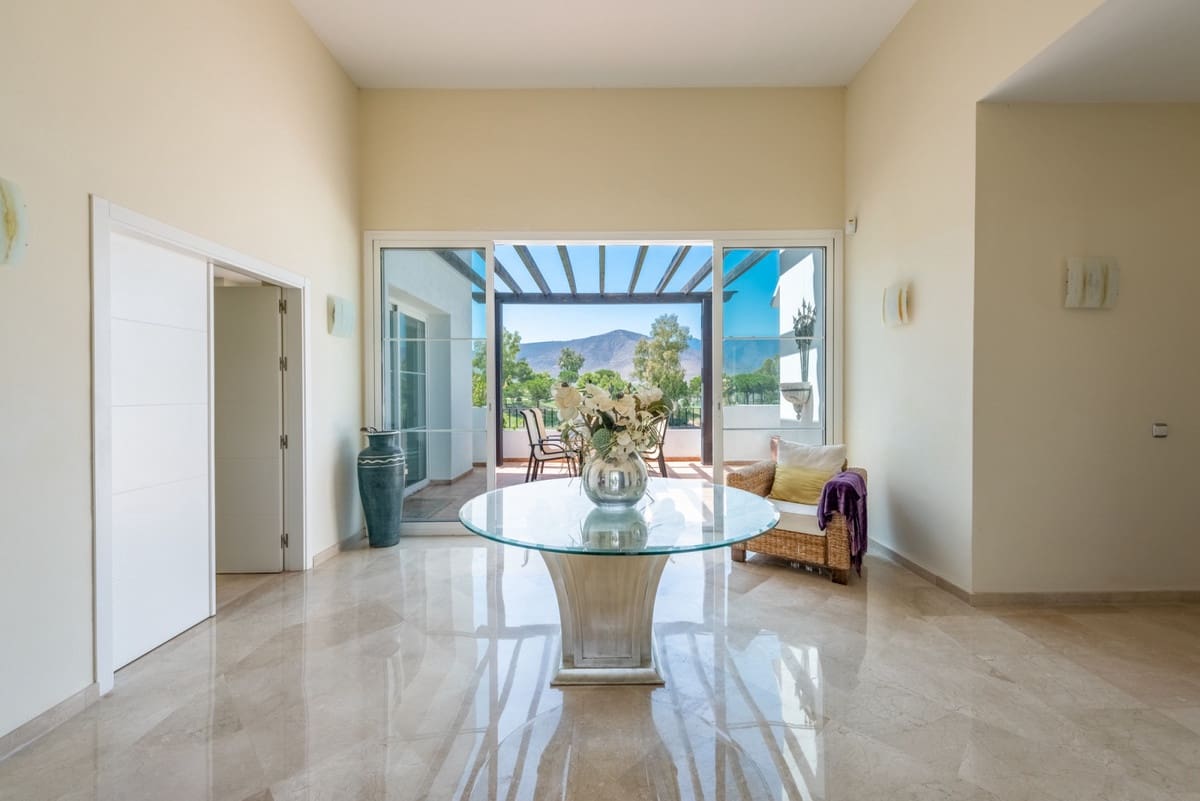 4 slaapkamer Villa te koop in La Cala Golf met zwembad garage - € 1.750.000 (Ref: 6600461)