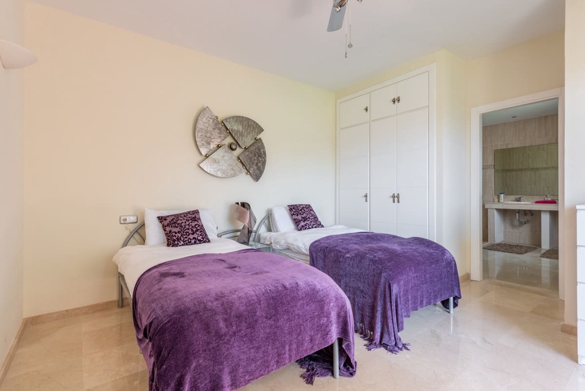 4 slaapkamer Villa te koop in La Cala Golf met zwembad garage - € 1.750.000 (Ref: 6600461)