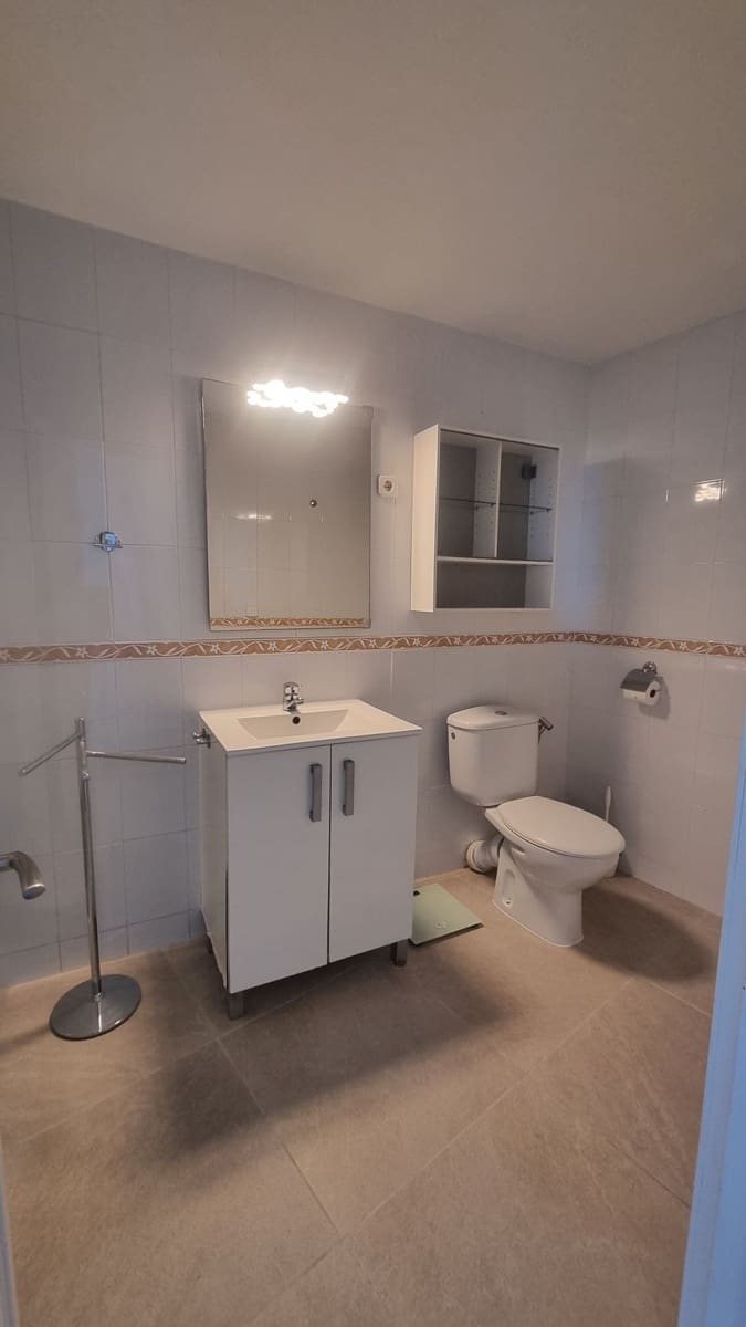 Studio til salgs i Calahonda med svømmebasseng garasje - € 350 000 (Ref: 9801397)