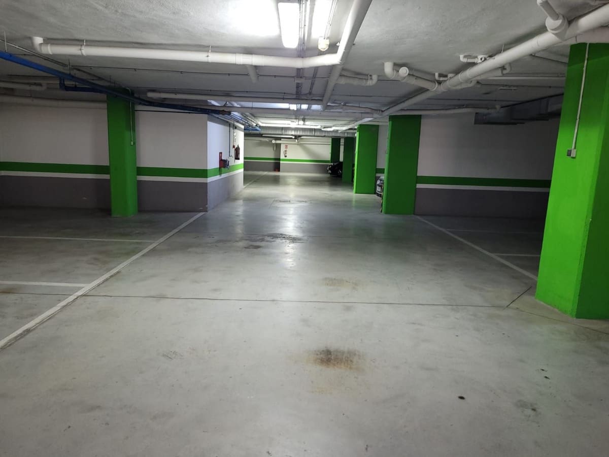 Garage te koop in La Cala de Mijas - € 25.000 (Ref: 9801399)