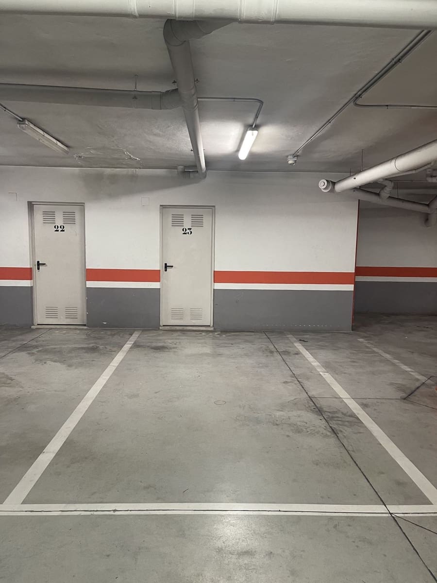 Garage te koop in La Cala de Mijas - € 25.000 (Ref: 9801399)