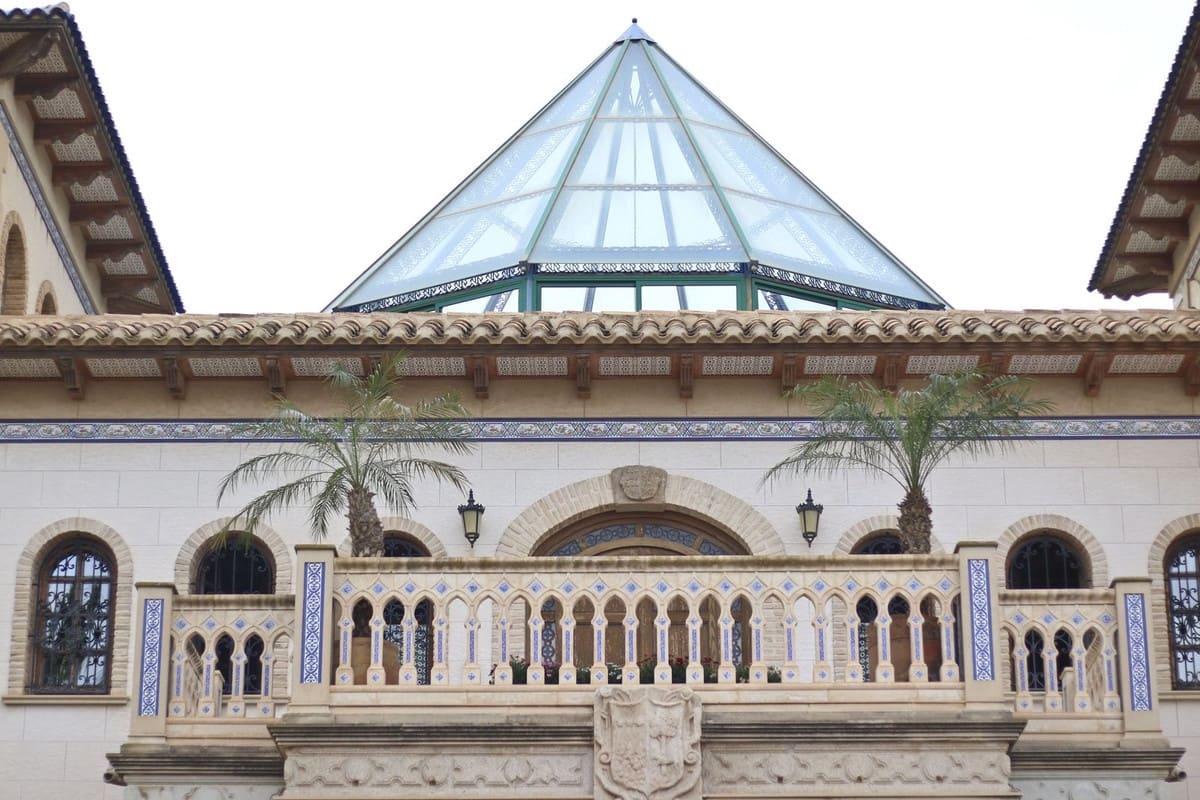 5 soverom Villa til salgs i Villamartin med svømmebasseng garasje - € 3 200 000 (Ref: 9801402)