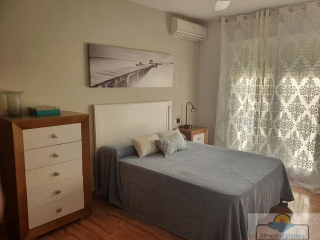 Lejlighed til leje i Albox med garage - € 400 (Ref: 10029814)
