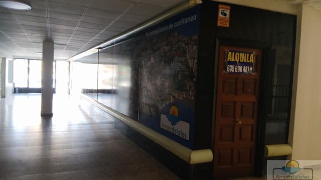Local Comercial en Albox en alquiler - 120 € (Ref: 10029820)