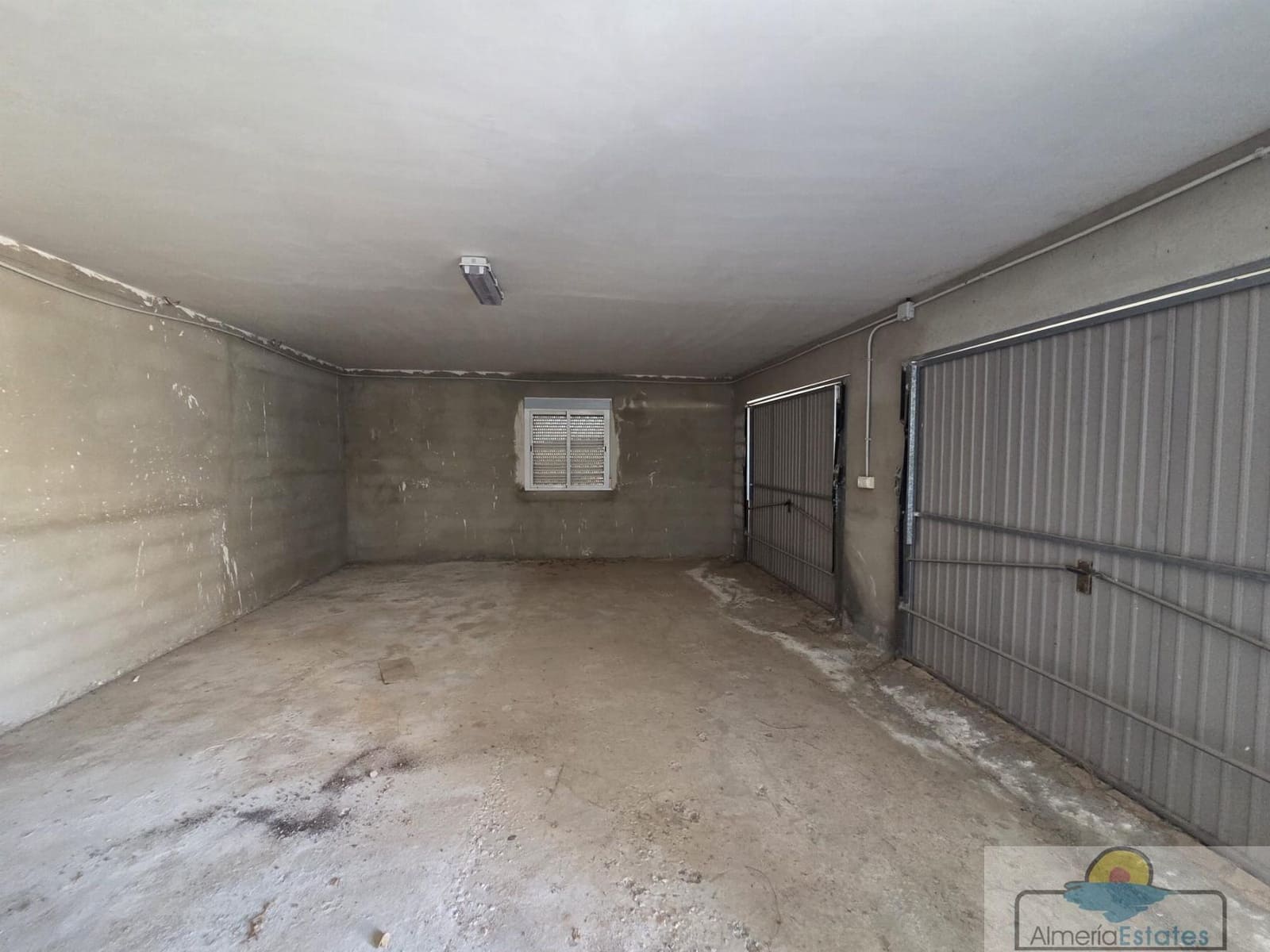 4 soveværelse Villa til salg i Cantoria med garage - € 329.000 (Ref: 10034601)