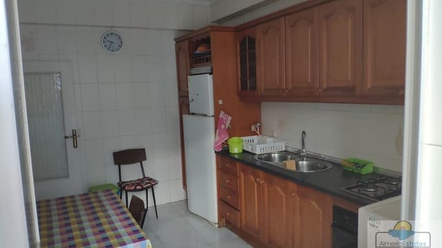 3 sypialnia Mieszkanie do wynajęcia w Miasto Almería - 750 € (Ref: 10036212)