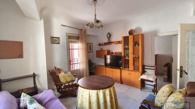 3 sypialnia Mieszkanie do wynajęcia w Miasto Almería - 750 € (Ref: 10036212)