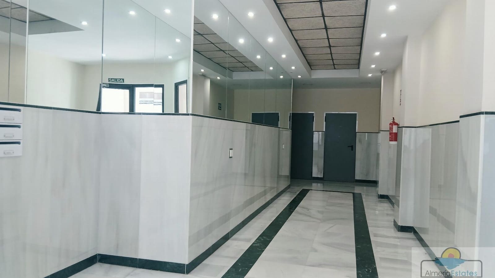 Piso de 3 habitaciones en Albox en venta con garaje - 98.000 € (Ref: 10041331)
