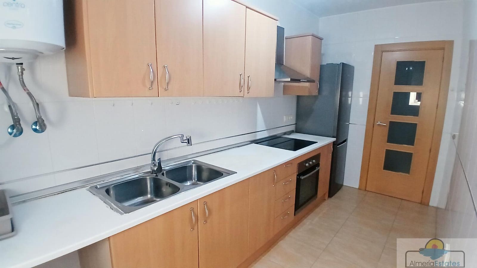 Piso de 3 habitaciones en Albox en venta con garaje - 98.000 € (Ref: 10041331)